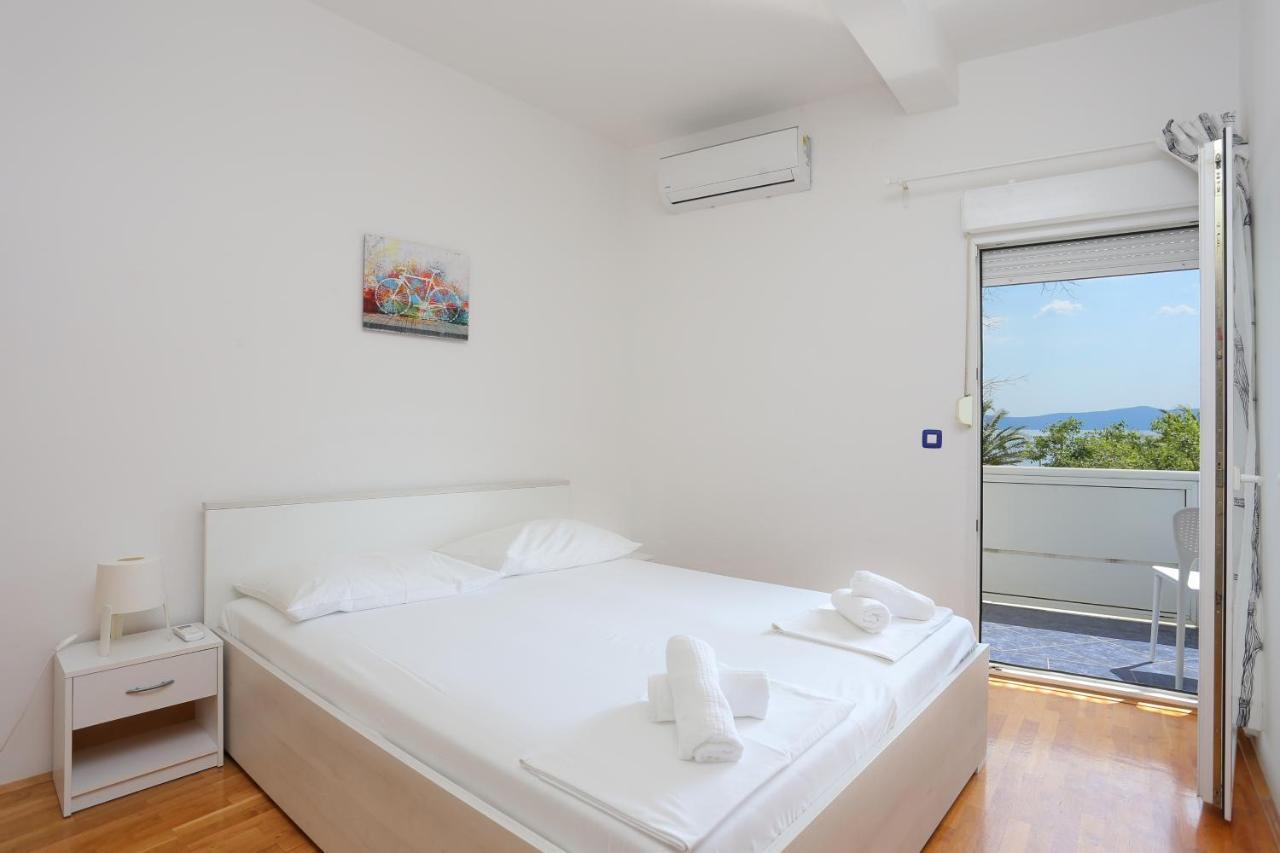 Apartments By The Sea Podgora, Makarska - 18918 Buitenkant foto